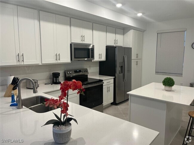 Building Photo - 18461 Copperhead Dr Unit 425 Rental