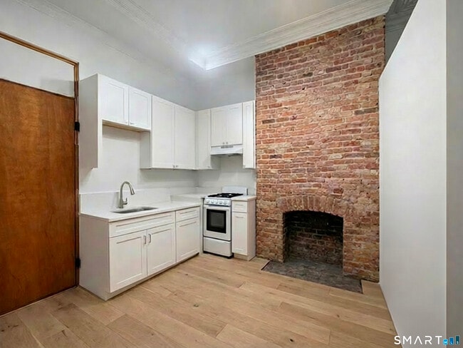 Photo - 7 Fairfield Ave Unit 1