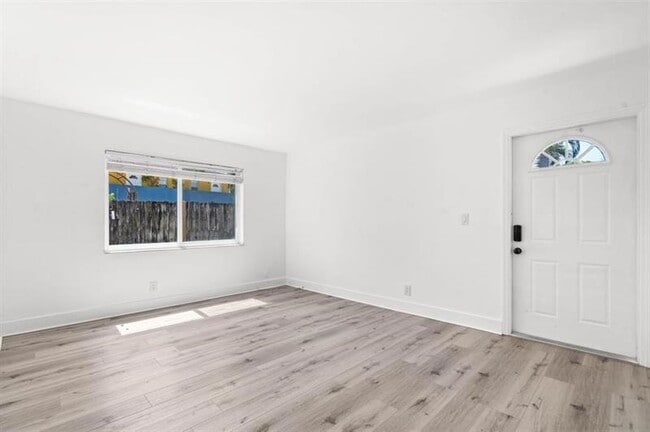 Photo - 45 NE 24th St Unit B