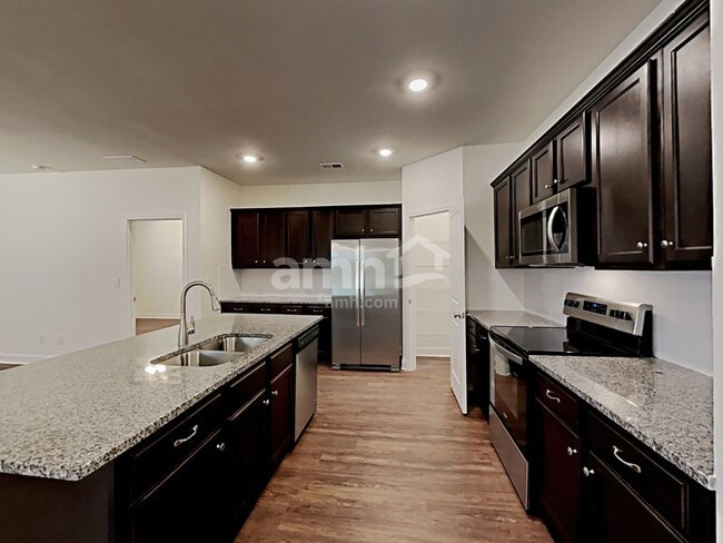 Photo - 7055 Creeksong Dr