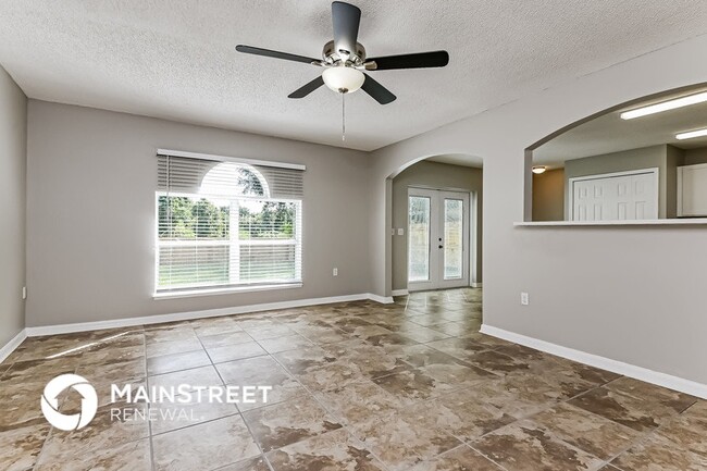 Photo - 2753 Whispering Trails Dr