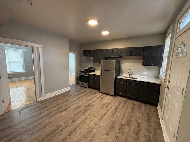 Photo - 6118 W Roosevelt Rd