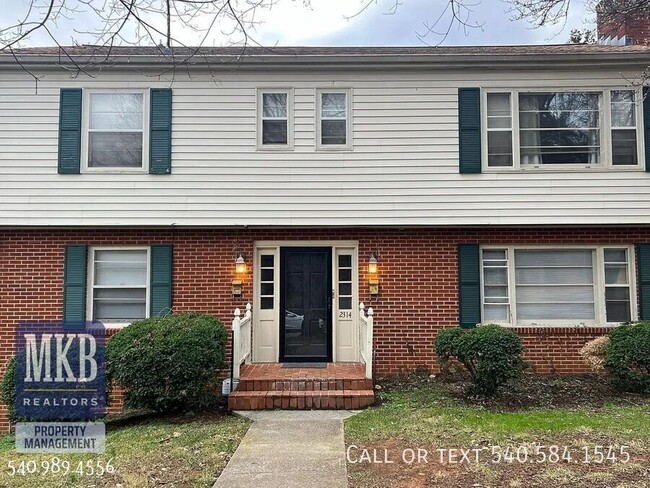 Photo - 2314 Wycliffe Ave SW Unidad A