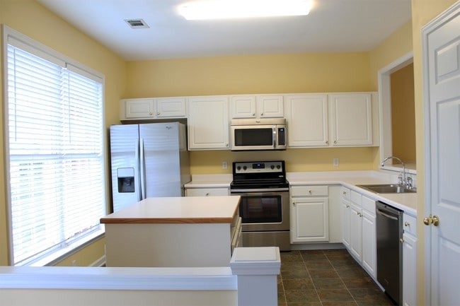 Photo - 601 Old Hickory Blvd