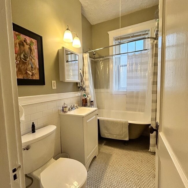 Photo - 1572 Commonwealth Ave Unit 3