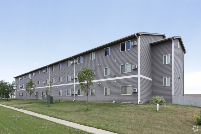 Harper Point Apartments - Harper Point Apartments