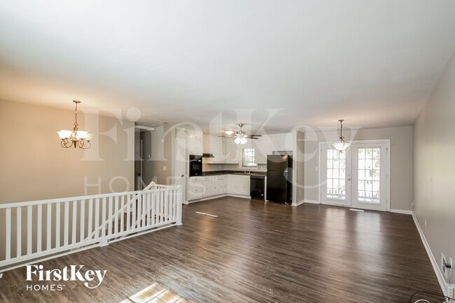 4163 Northstrand Dr