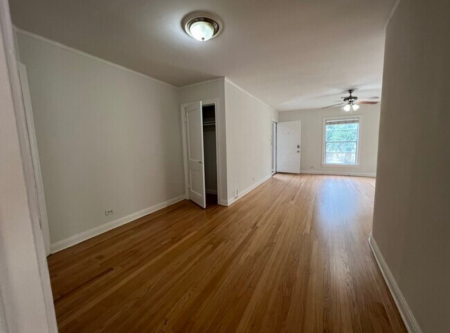 Building Photo - 1853 W Main St Unit 2 Rental