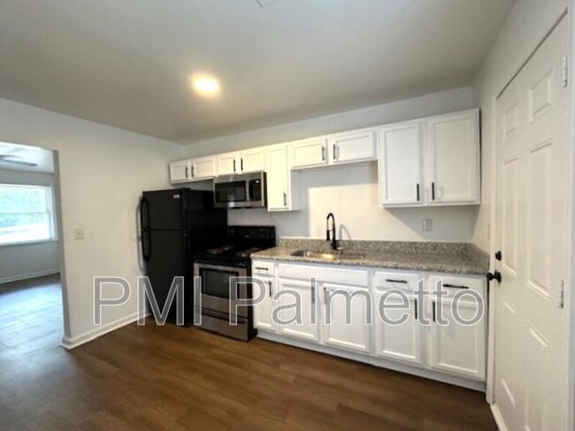 Building Photo - 1319 Hendrix St