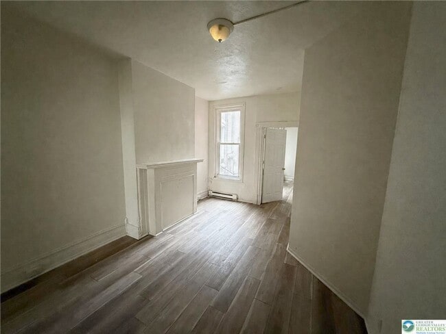 Photo - 518 Tilghman St Unit 1