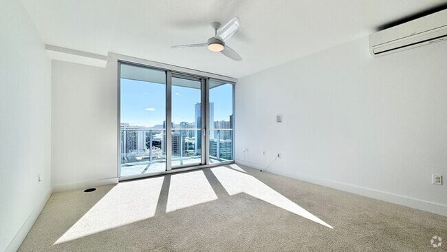 Building Photo - 629 Ke’eaumoku St Unit #2409 Rental