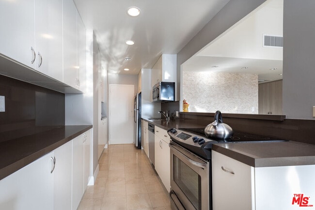 Photo - 10501 Wilshire Blvd Unit 1202