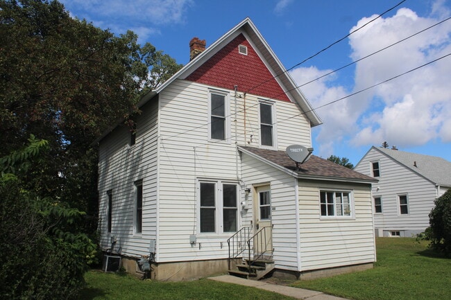 Photo - 406 Minnesota Ave E