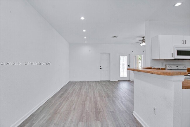 Photo - 5603 Polk St Unit A