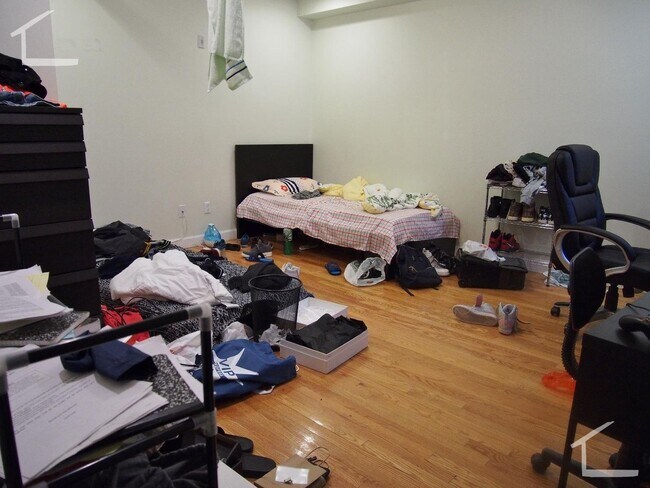 Photo - BROOKLINE 3 BED