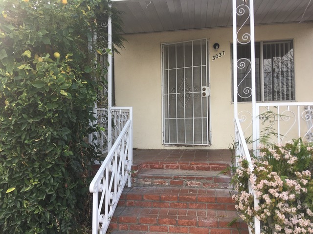 Front house view - 3037 Evelyn Ave Casa