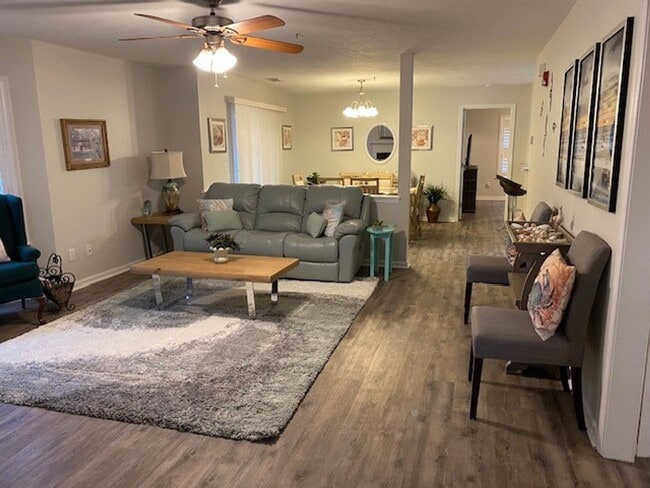 Photo - Paradise Cove 2nd Fl Condo - Fully Furnished Unidad SF633-20-# 20