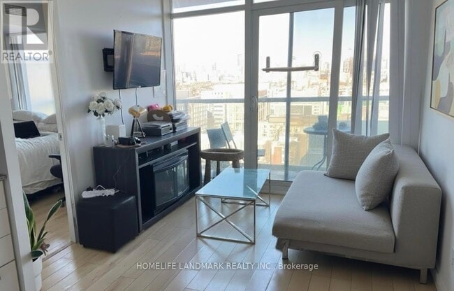 Photo - 36 Lisgar St Unit 1916E