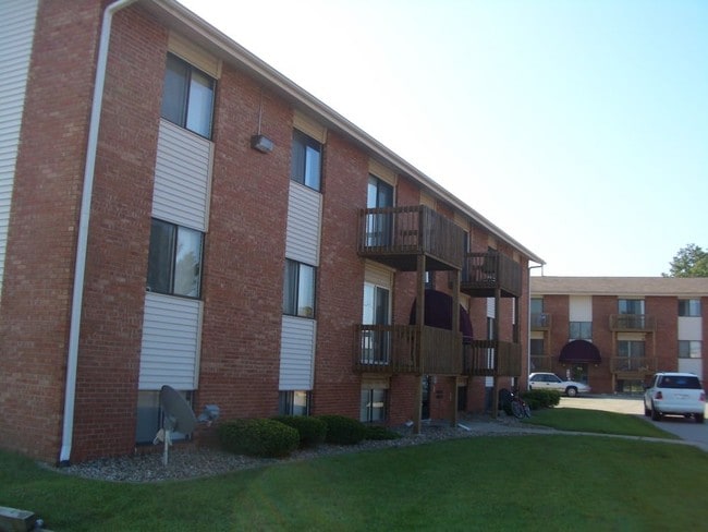 Building Photo - 6A, 6B, 7A, 7B Clobertin - Clobertin Rental
