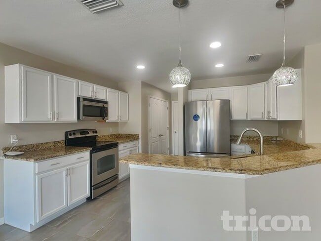 Photo - 7302 Lumber Port Dr