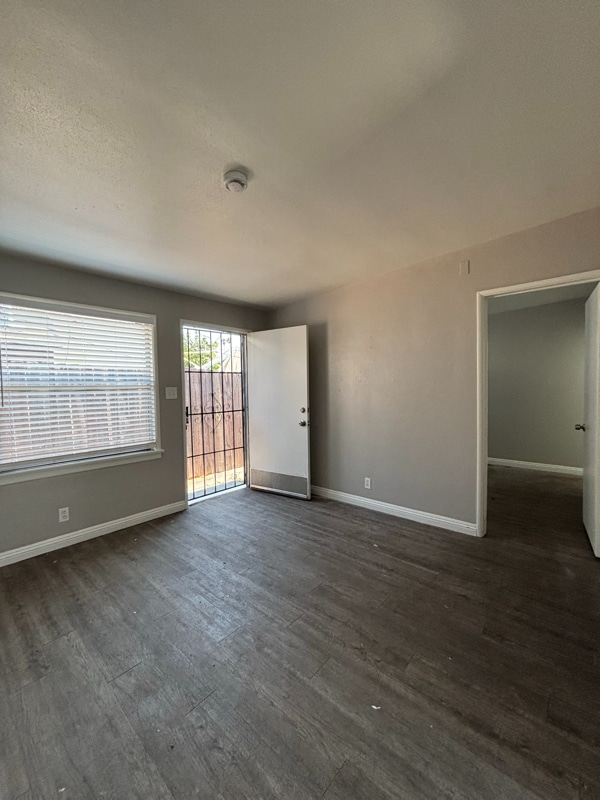 Photo - 611 N Olive St Unidad 6