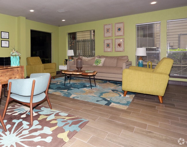 Photo - Highlands Creek Apartments