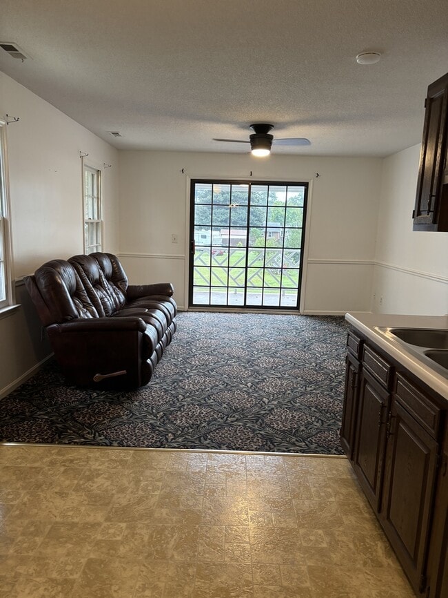 Photo - 408 W Harnett St