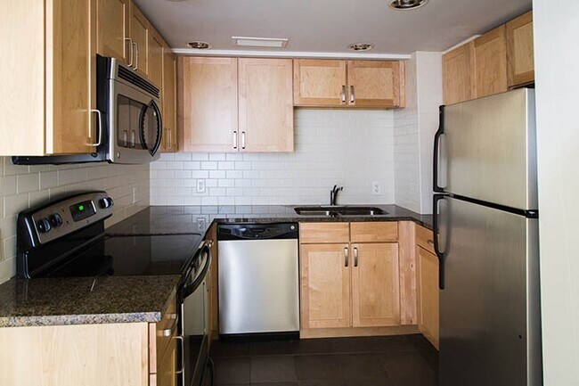 Clyde Manor