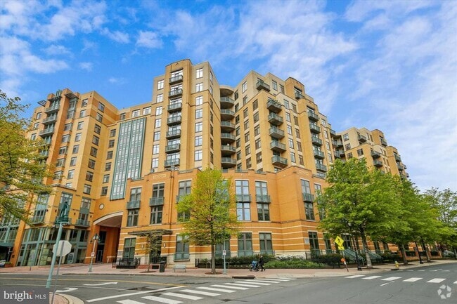 Building Photo - 2720 S Arlington Mill Dr Unit 1009 Rental