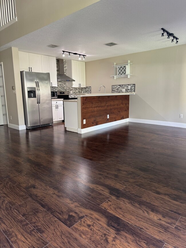 Photo - 12836 Woodmill Dr