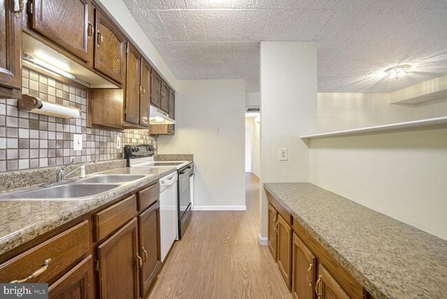 Photo - 995 Heather Ridge Dr Unit 4D