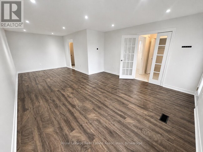 Photo - 2393 Whaley Dr