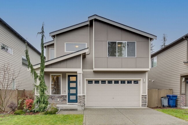 Building Photo - Beautiful Bothell Home Close to North Creek High!