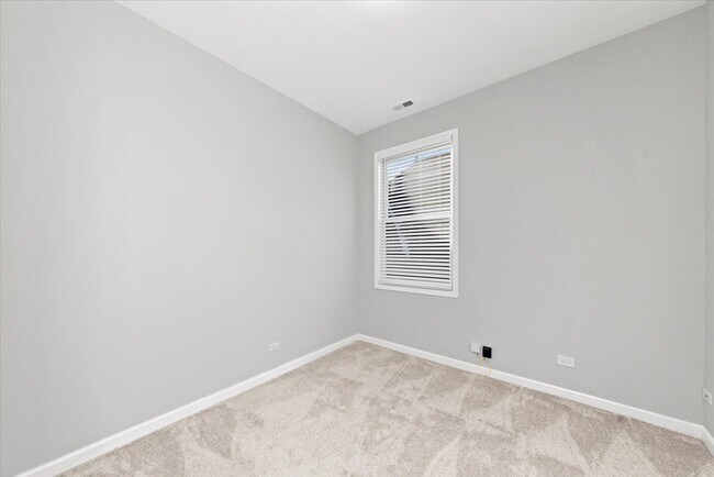 Photo - 2020 W Pierce Ave Unit 77