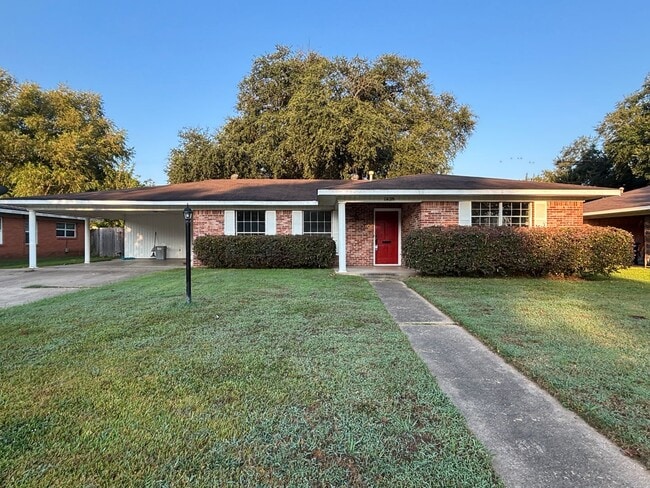 Building Photo - COZY HOME IN SHREVE ISLAND