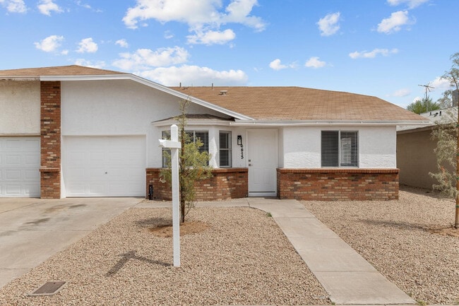 Building Photo - 6825 N 81st Ln