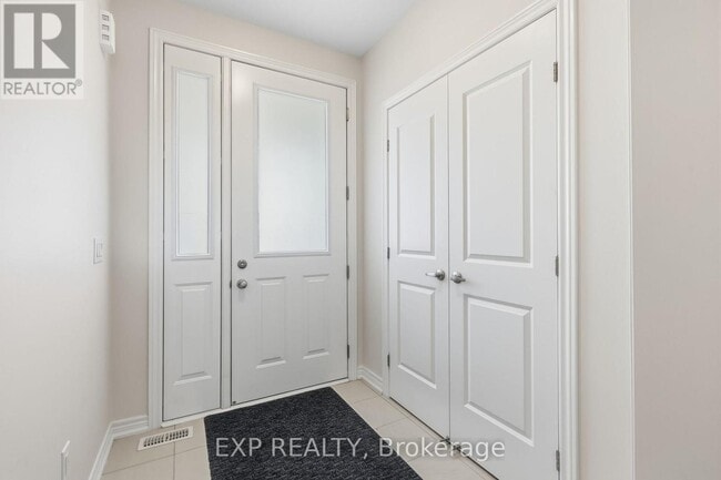 Photo - 289 Raymond Rd