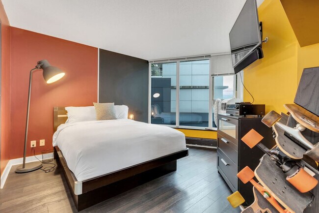 Photo - 689 Abbott St Unit ID1051919P