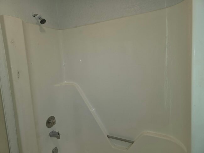 Photo - 709 Windy Rd