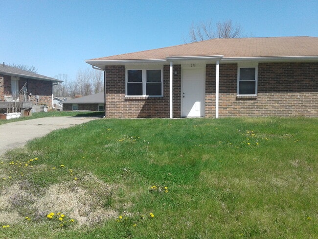 Building Photo - 279/281 Chris Drive Unit 279