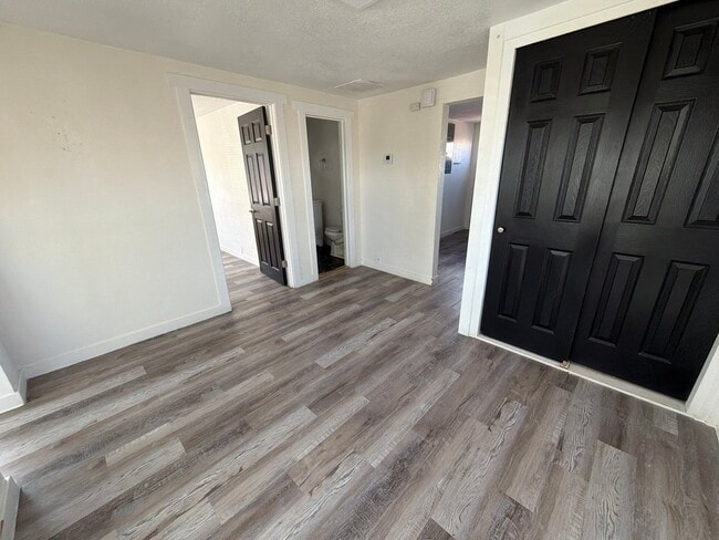 Photo - 817 1st St Unidad A