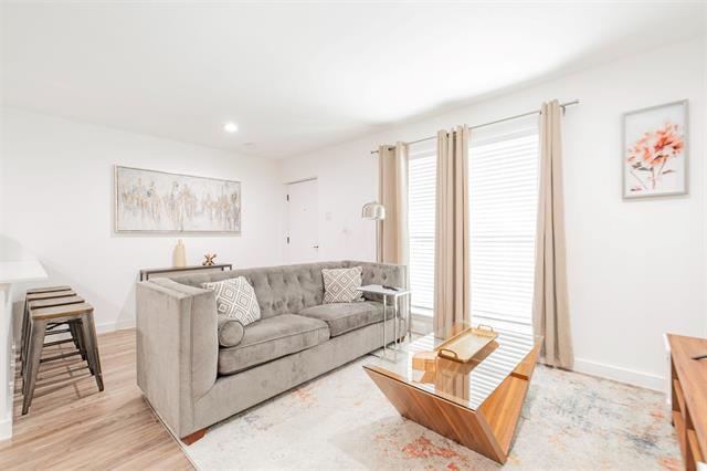 Photo - 606 N Marsalis Ave Unit 112