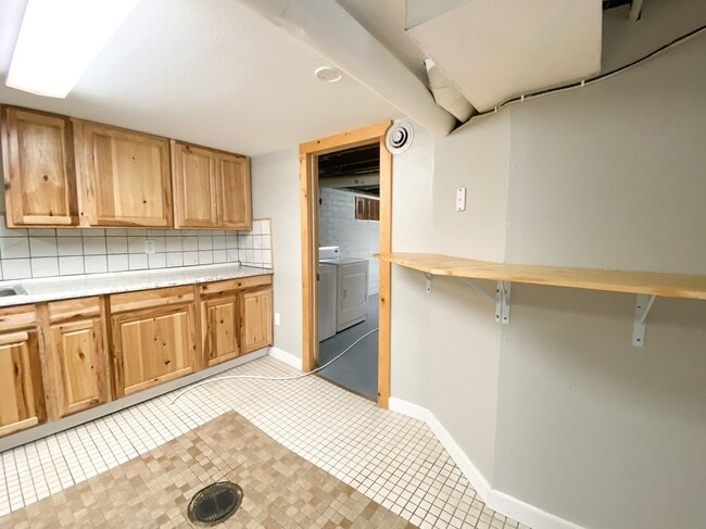 Photo - Three Bedroom Two Bathroom House For Rent