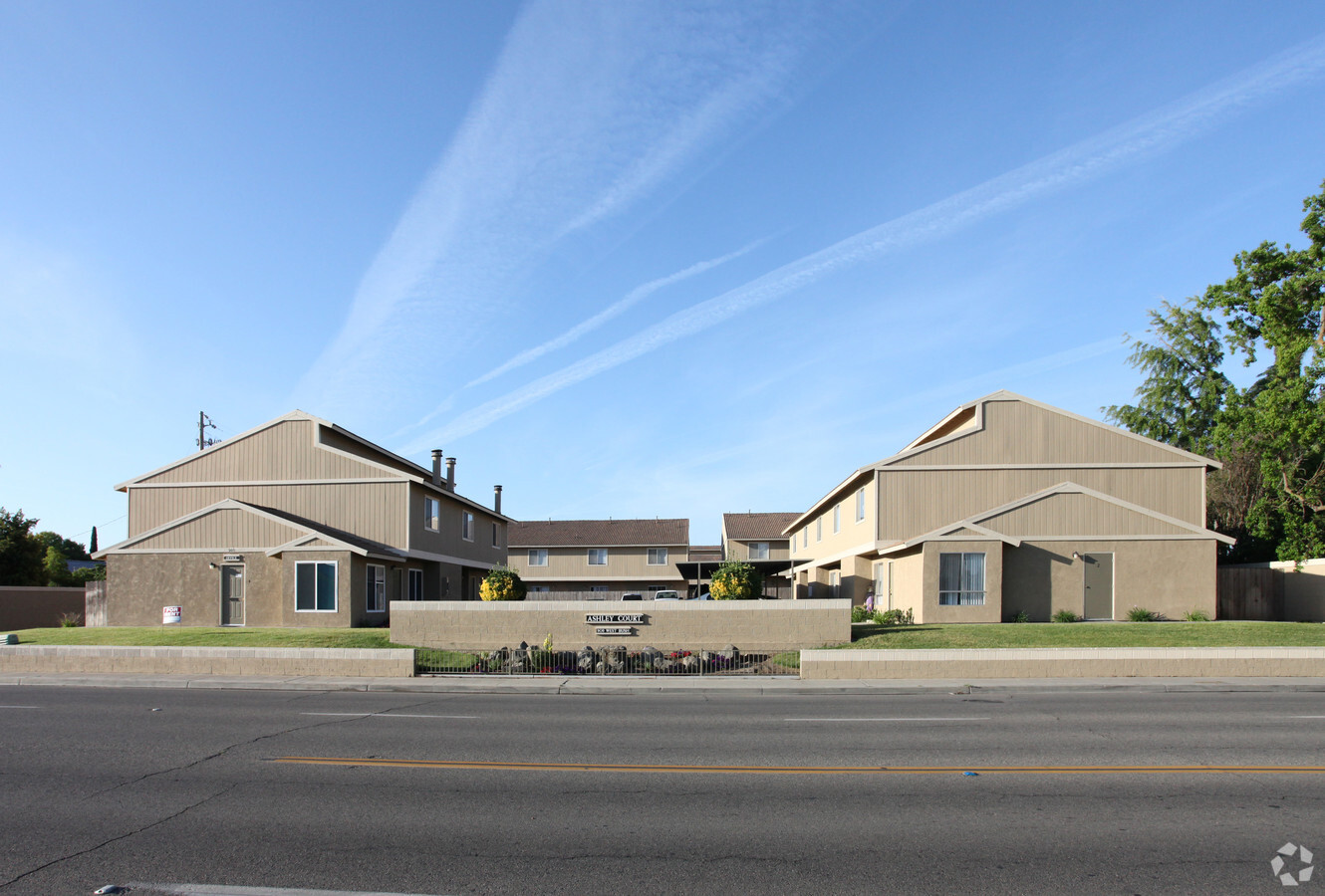 Ashley Court Apartments - Ashley Court Apartments