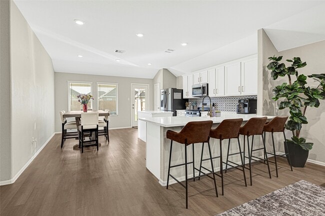 Photo - 11235 Stirton Dr