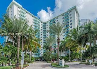 Building Photo - 3901 S Ocean Dr Unit 10T Rental