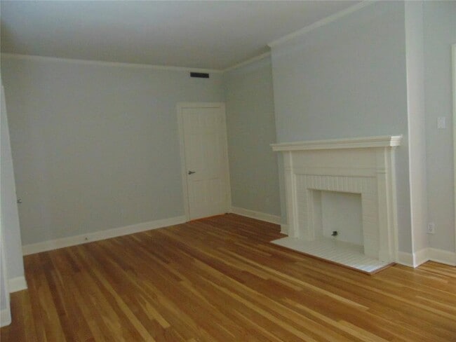 Photo - 1513 W 32nd St