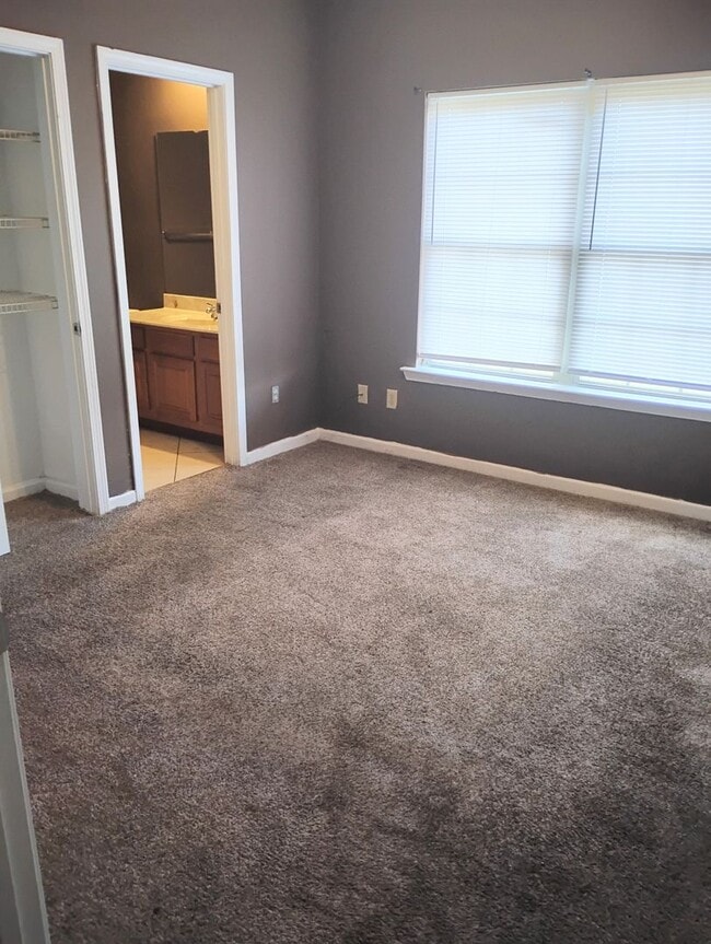 Photo - 2925 Hargrove E Rd Unit 102