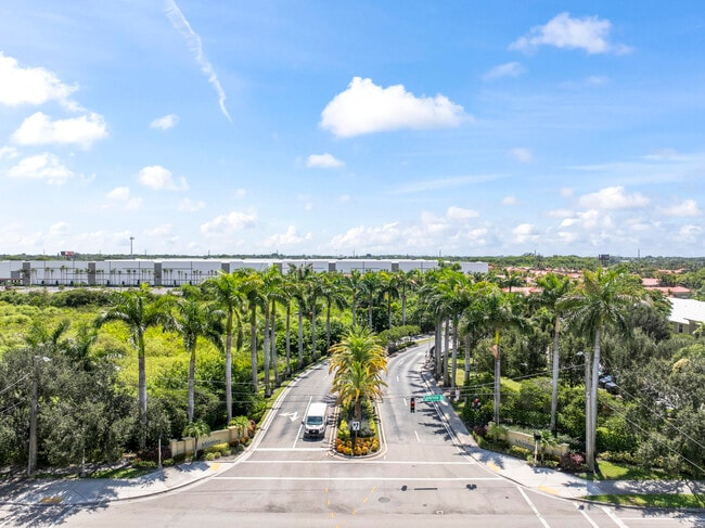 Photo - 298 Lake Monterey Cir