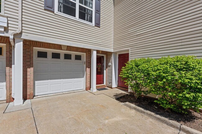 Photo - 808 Tollis Parkway, Broadview Heights OHIO